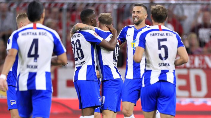 Jubelnde Hertha-Spieler